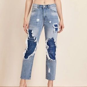 🗣 Color block distressed jean ( size 7/8)